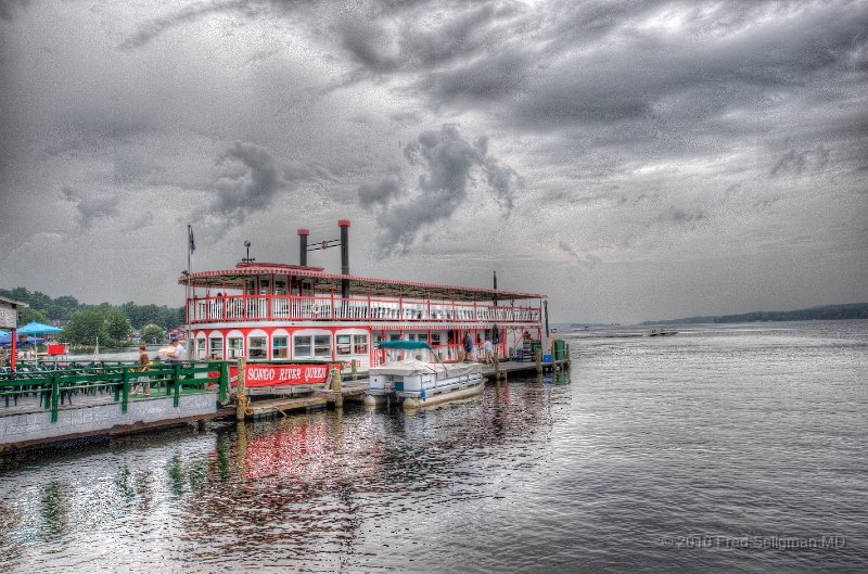 20100805_135719 Nikon D3 tone.jpg - The Songo Queen at Naples Causeway